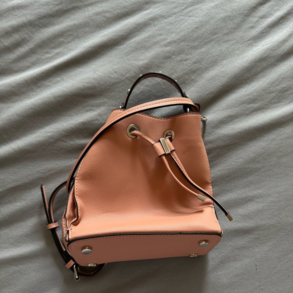 Zara Pink Mini Bucket Bag NWOT Never Worn — Cute Crossbody Summer Bag